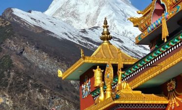 tsum valley trek photo