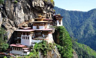paro-taktsang-tigers-nest-bhutan