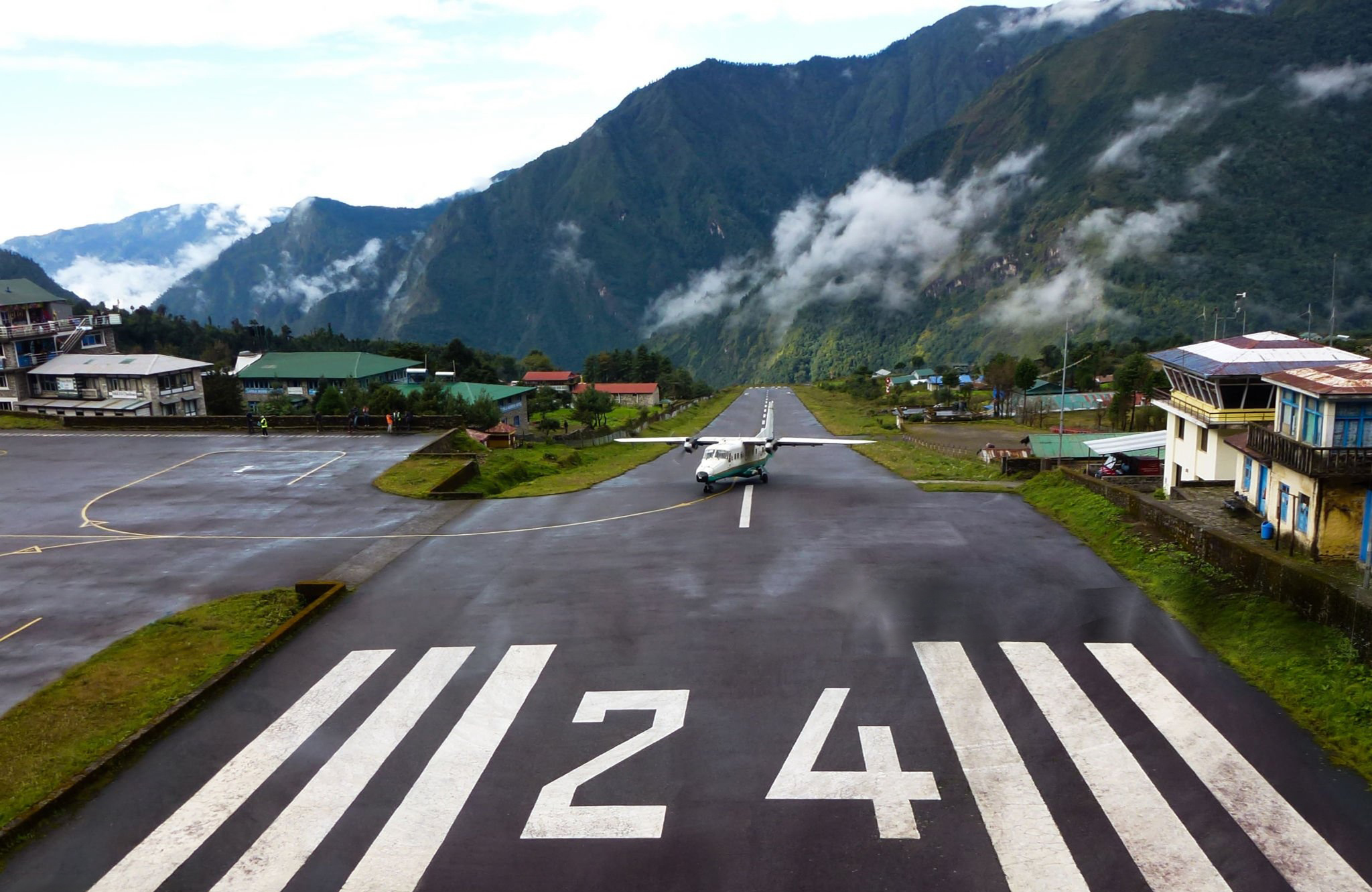 Lukla Flight Guide for Everest Trekkers