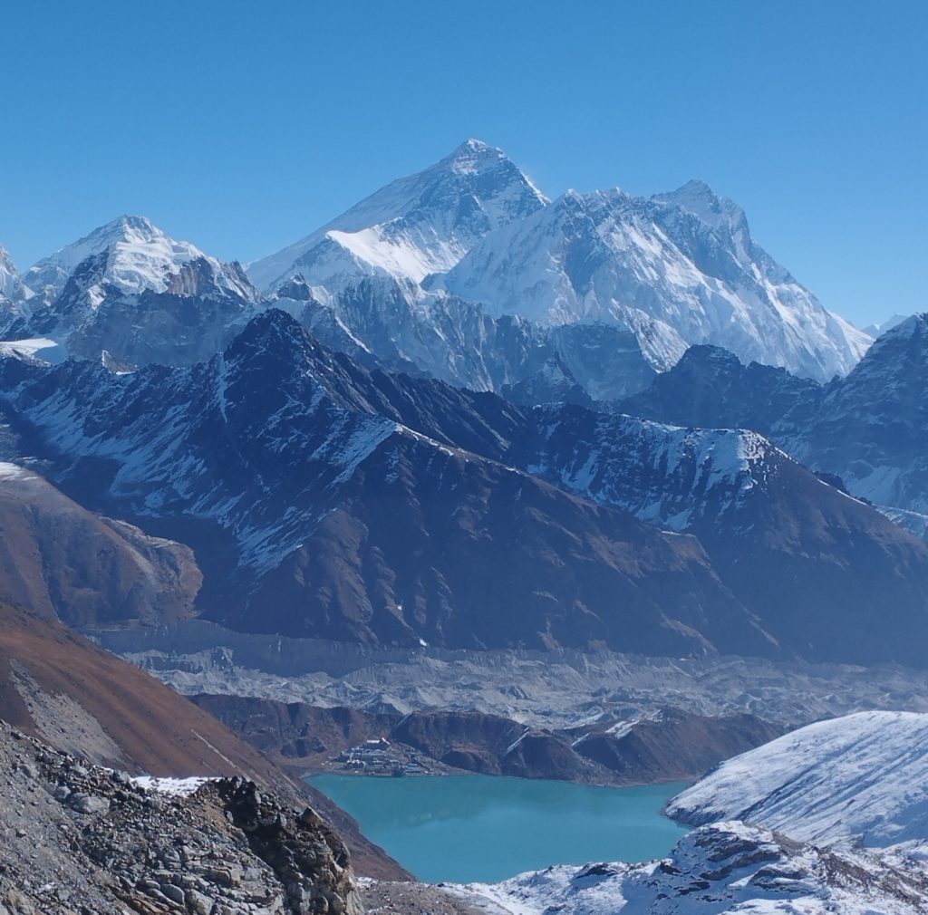 Gokyo Lakes Luxury Trek